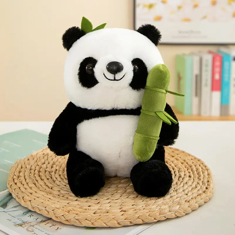 Panda Kuscheltier mit Bambus 